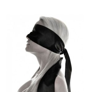 Schwarzer Reiter Blindfold female