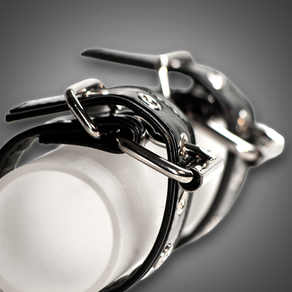 Kunstlederhandcuffs Lack 3,0 cm – Bild 2