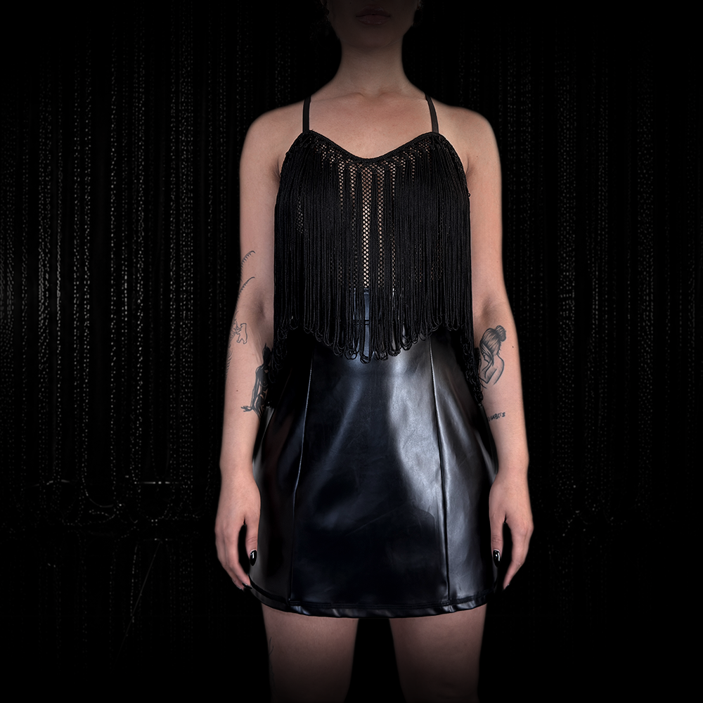 Minikleid NEA in Lederoptik mit transparentem Mesh und 30 cm Fransen
