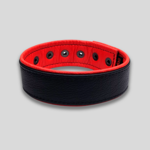 Alternative view of Bicepsband Druckknopf rot