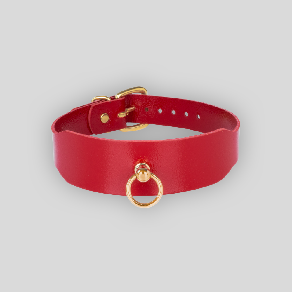 Lederchoker 3,0 Rot Gold mit goldfarbenem Metallring zur Befestigung einer Leine