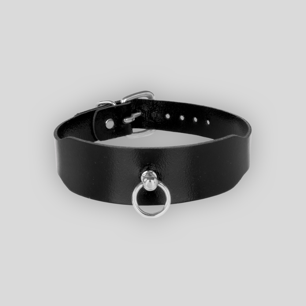 Lederchoker 3,0 Schwarz Silber mit silberfarbenem Metallring zur Befestigung einer Leine